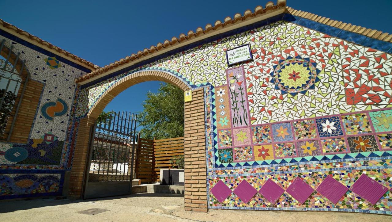 Casa Cueva Los Mosaicos กวาดิกซ์ ภายนอก รูปภาพ